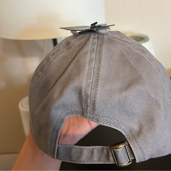 Adult “dog mom” hate, light gray color. - Picture 3 of 3